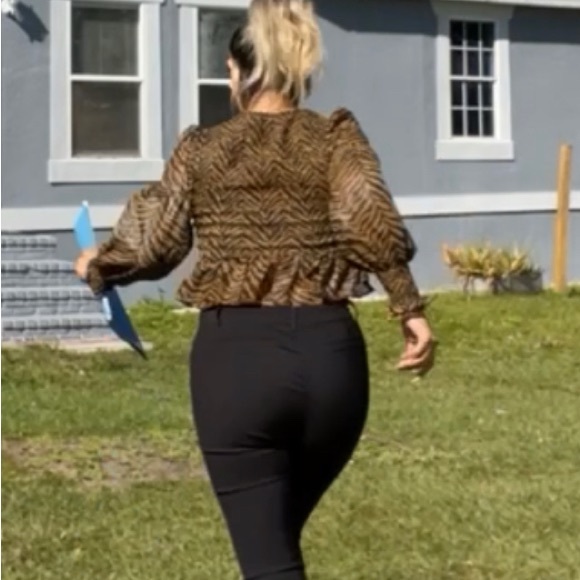 Zebra print ruffle long top - Picture 5 of 5